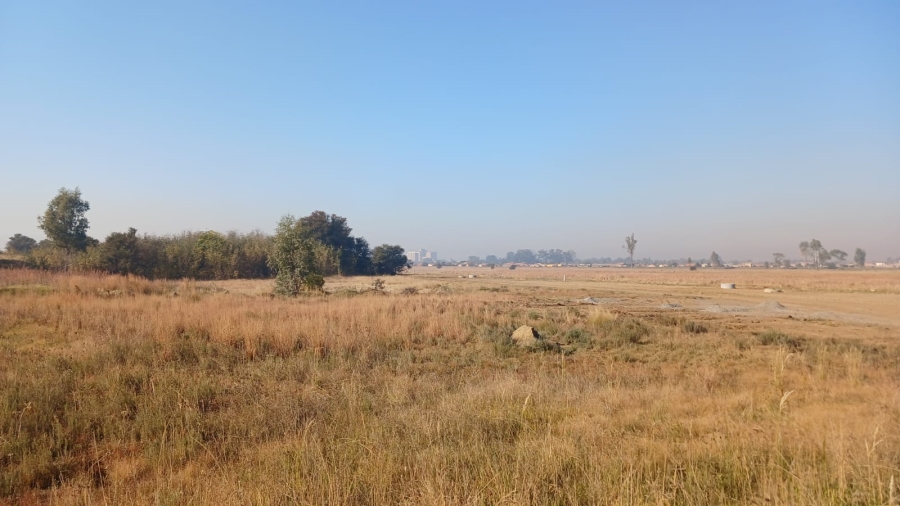 0 Bedroom Property for Sale in Unitas Park Gauteng