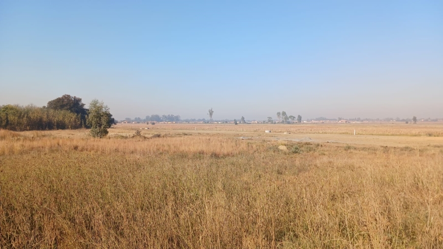 0 Bedroom Property for Sale in Unitas Park Gauteng