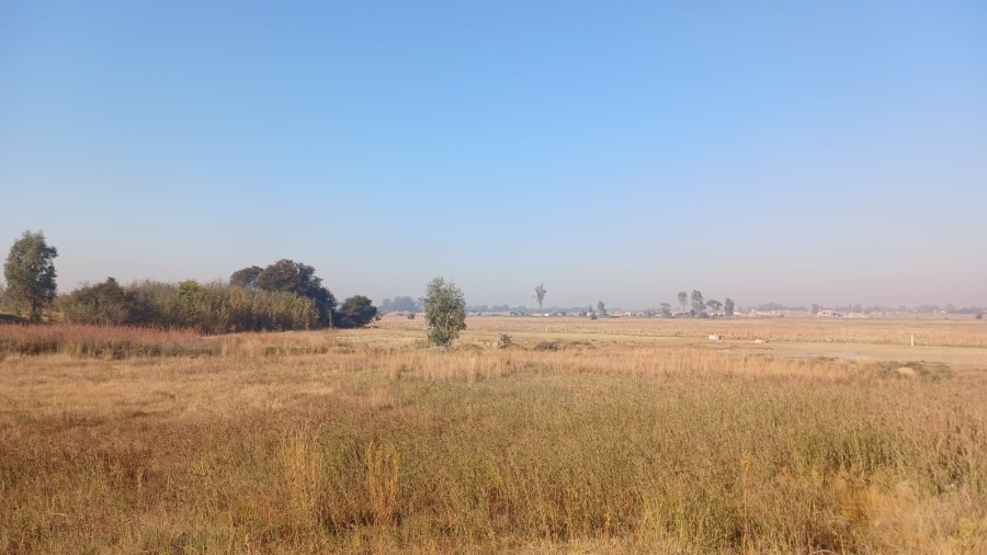 0 Bedroom Property for Sale in Unitas Park Gauteng