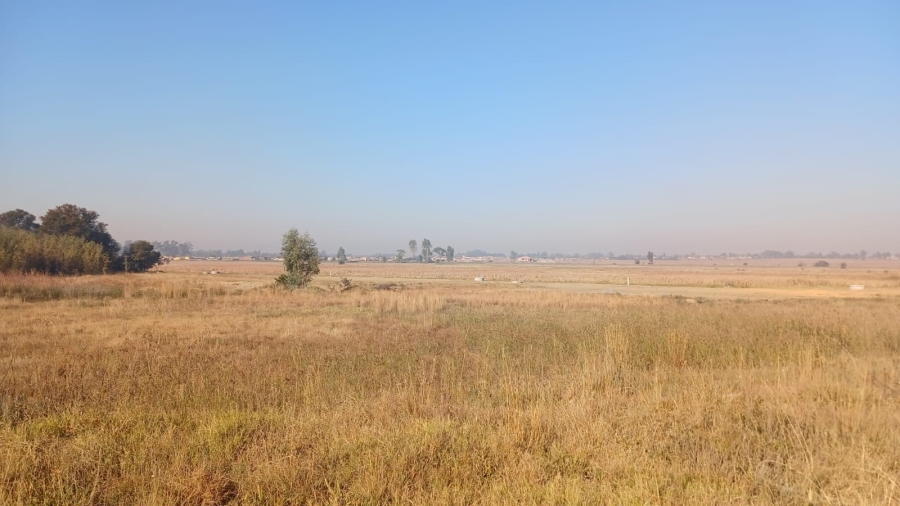 0 Bedroom Property for Sale in Unitas Park Gauteng