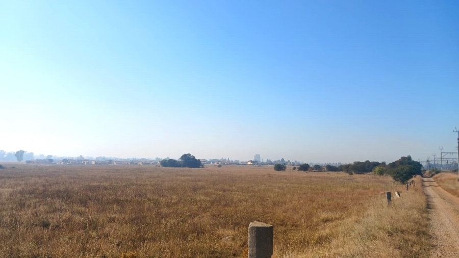 0 Bedroom Property for Sale in Unitas Park Gauteng