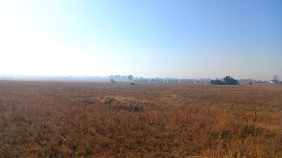 0 Bedroom Property for Sale in Unitas Park Gauteng