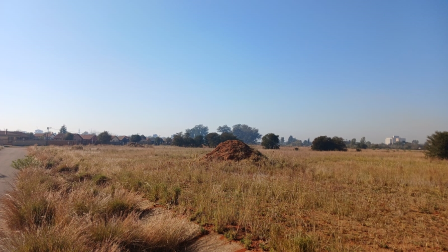 0 Bedroom Property for Sale in Unitas Park Gauteng