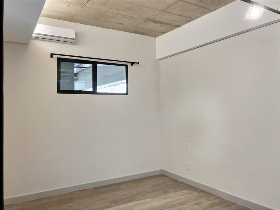 To Let 1 Bedroom Property for Rent in Sandown Gauteng