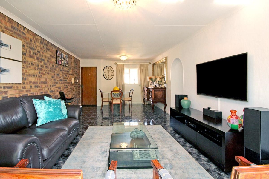 2 Bedroom Property for Sale in Eastleigh Gauteng