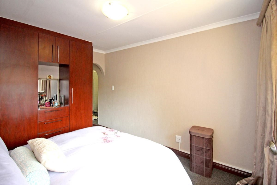 2 Bedroom Property for Sale in Eastleigh Gauteng