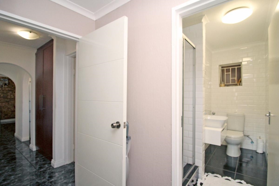 2 Bedroom Property for Sale in Eastleigh Gauteng