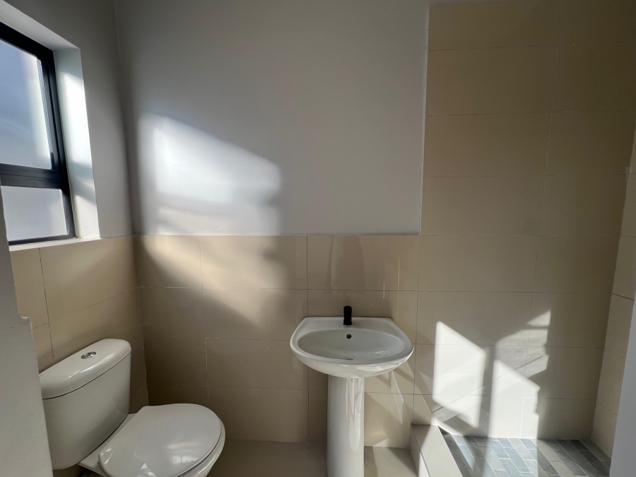 4 Bedroom Property for Sale in Six Fountains Residential Estate Gauteng