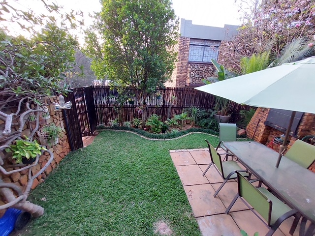 3 Bedroom Property for Sale in Val de Grace Gauteng