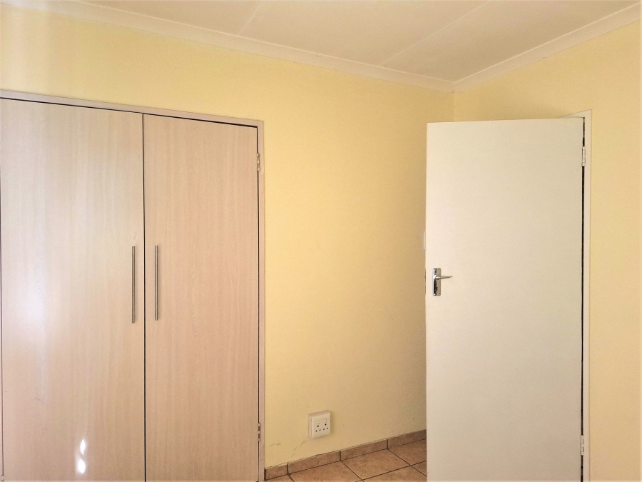 7 Bedroom Property for Sale in Westdene Gauteng