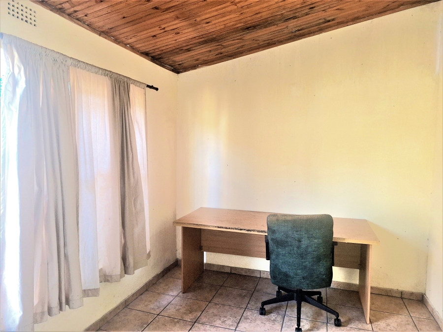 7 Bedroom Property for Sale in Westdene Gauteng