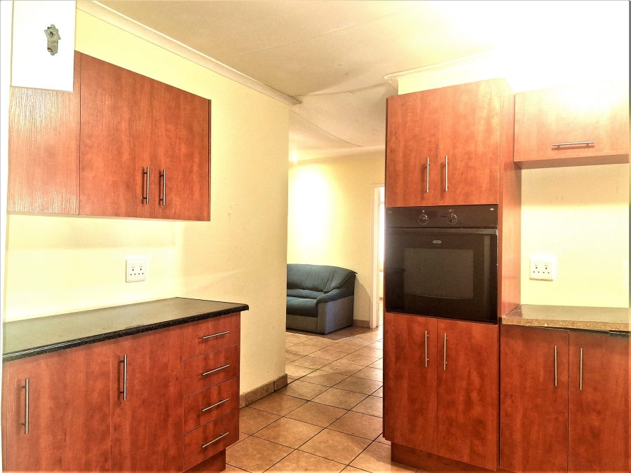 7 Bedroom Property for Sale in Westdene Gauteng