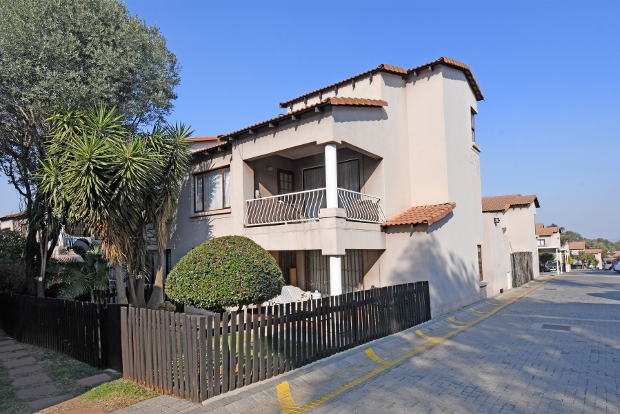 2 Bedroom Property for Sale in Northwold Gauteng