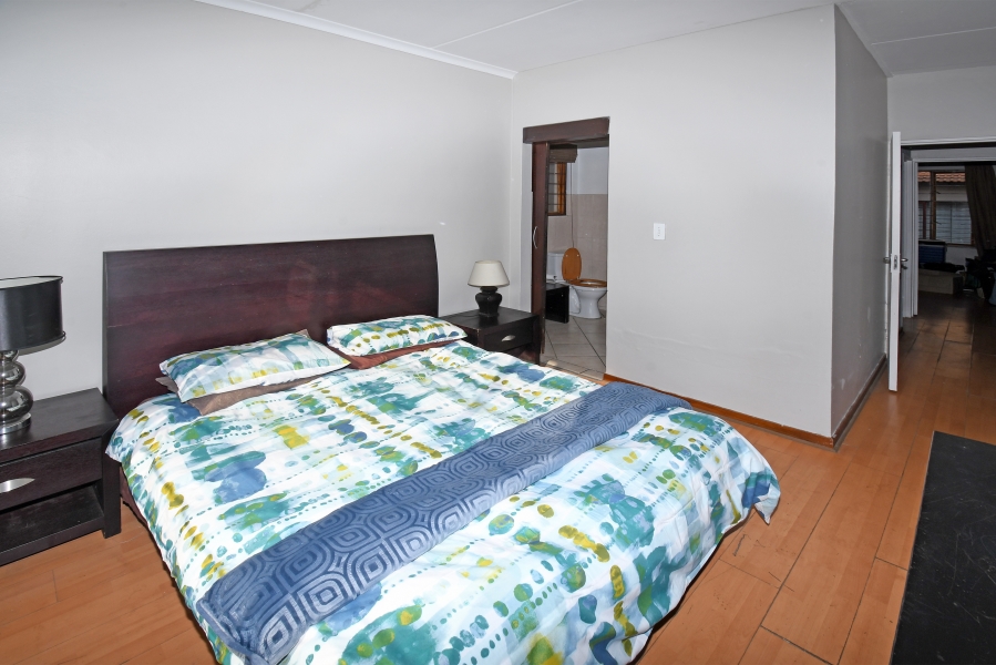 2 Bedroom Property for Sale in Northwold Gauteng