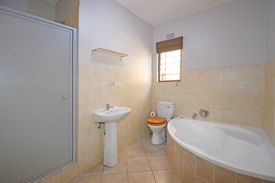 2 Bedroom Property for Sale in Northwold Gauteng