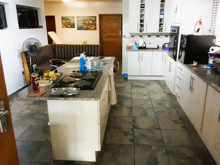 3 Bedroom Property for Sale in Mantevrede Gauteng