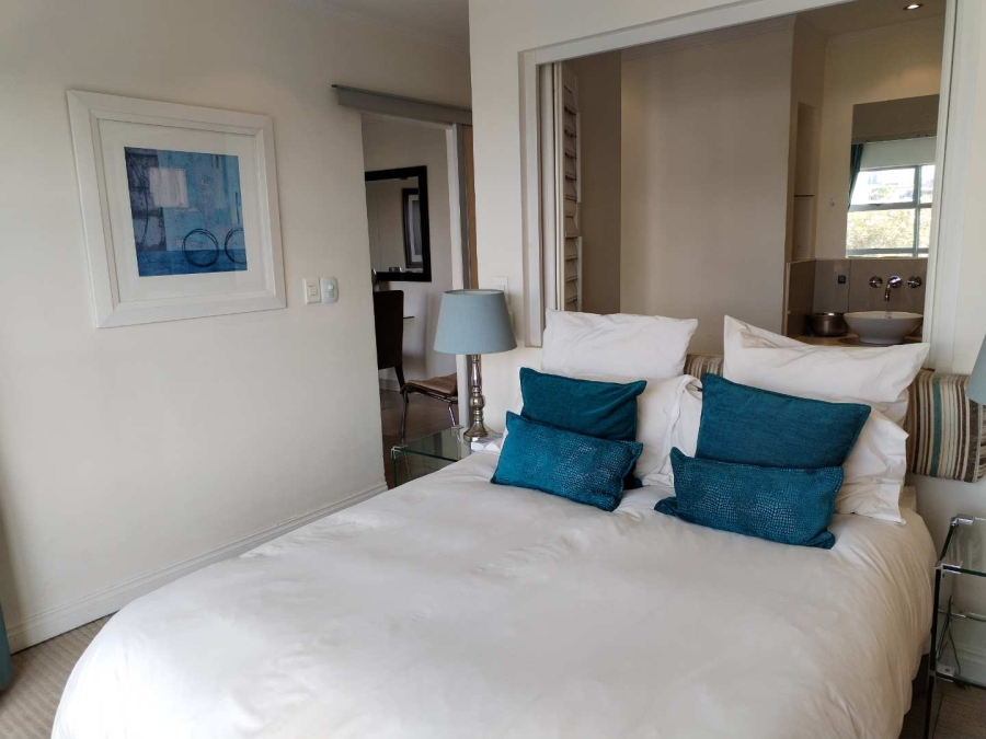 To Let 2 Bedroom Property for Rent in Sandhurst Gauteng