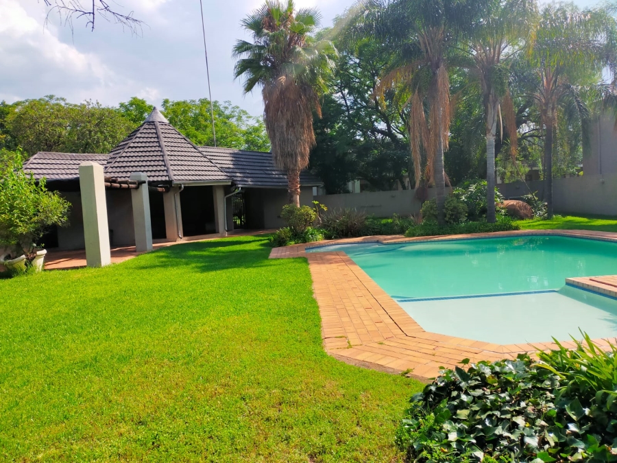 2 Bedroom Property for Sale in Bloubosrand Gauteng