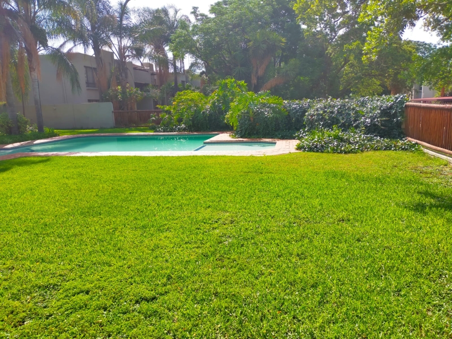 2 Bedroom Property for Sale in Bloubosrand Gauteng