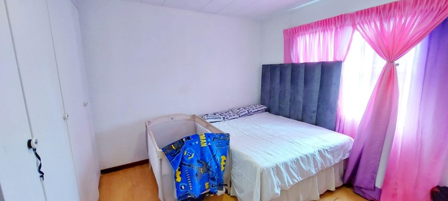 2 Bedroom Property for Sale in Vorna Valley Gauteng