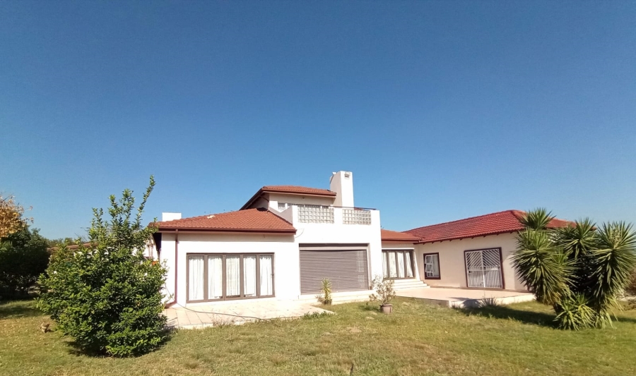 3 Bedroom Property for Sale in Doornrandje Gauteng