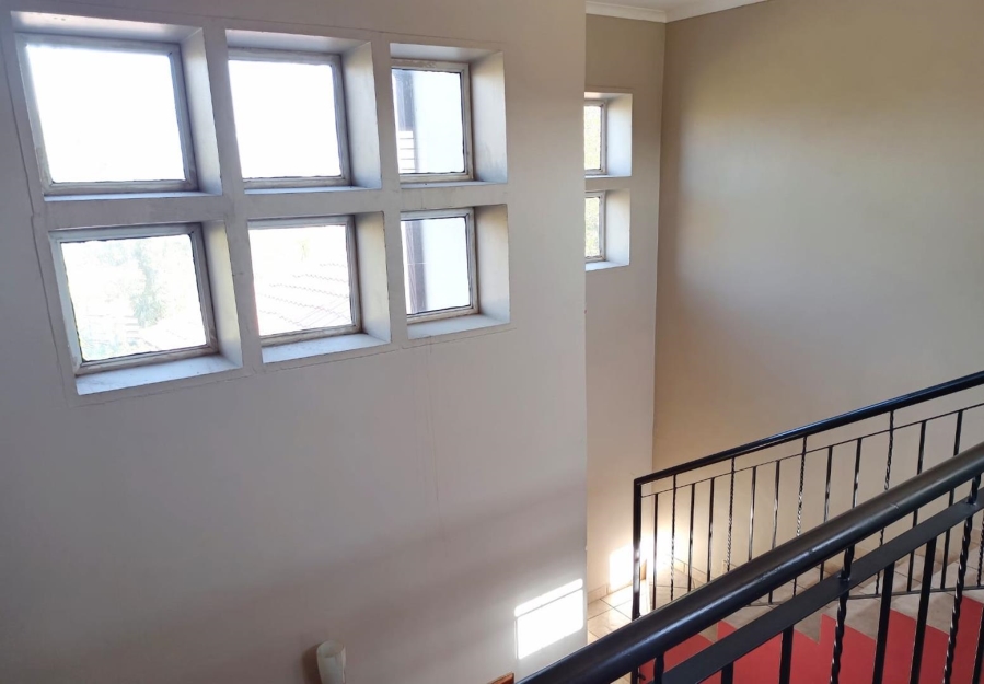 3 Bedroom Property for Sale in Doornrandje Gauteng