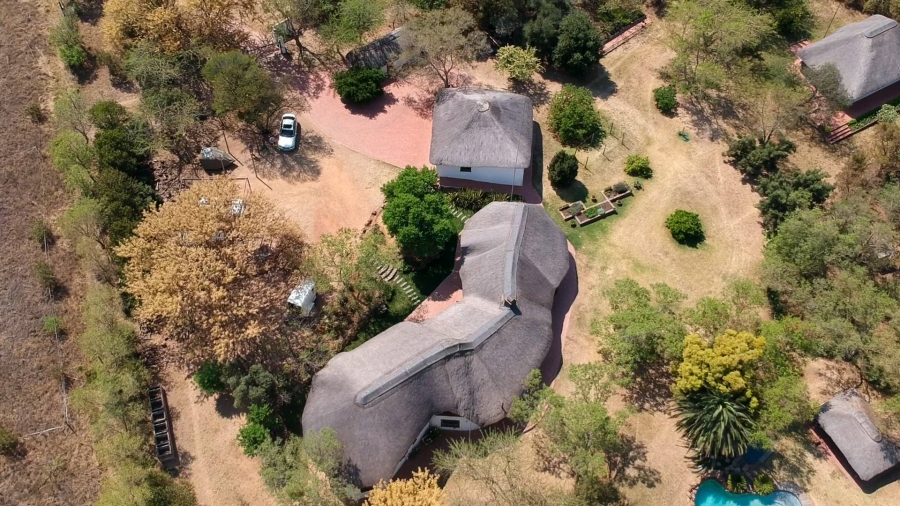 8 Bedroom Property for Sale in Doornrandje Gauteng