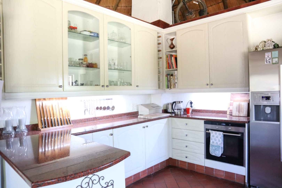 8 Bedroom Property for Sale in Doornrandje Gauteng