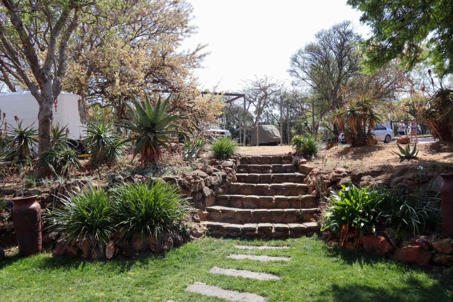 8 Bedroom Property for Sale in Doornrandje Gauteng