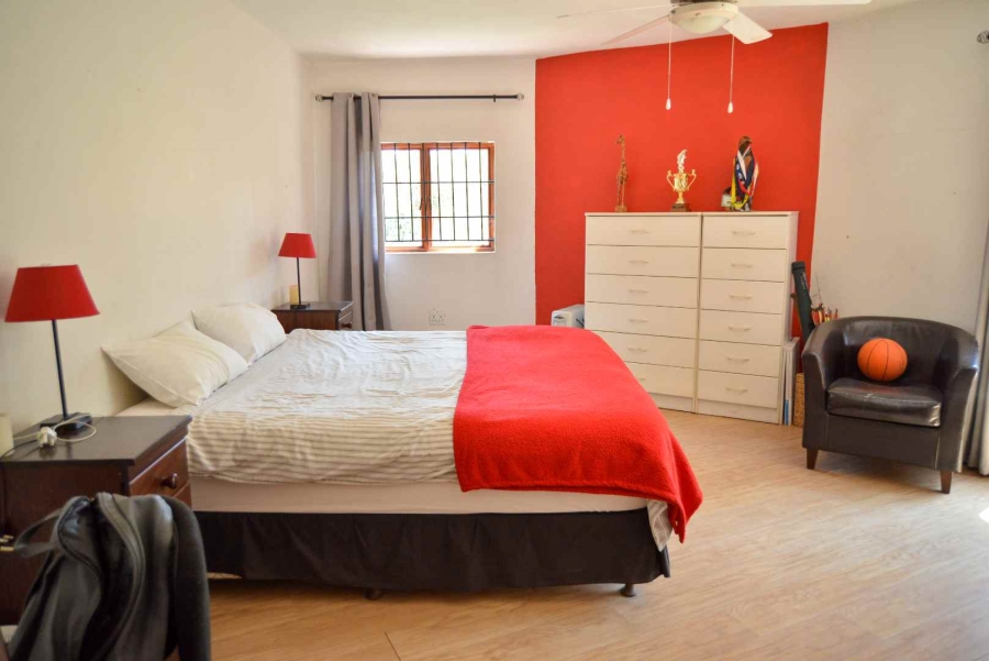 8 Bedroom Property for Sale in Doornrandje Gauteng