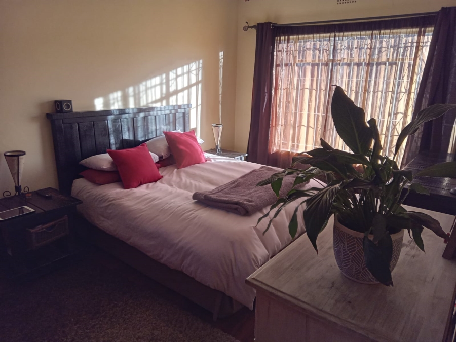 3 Bedroom Property for Sale in Kookrus Gauteng