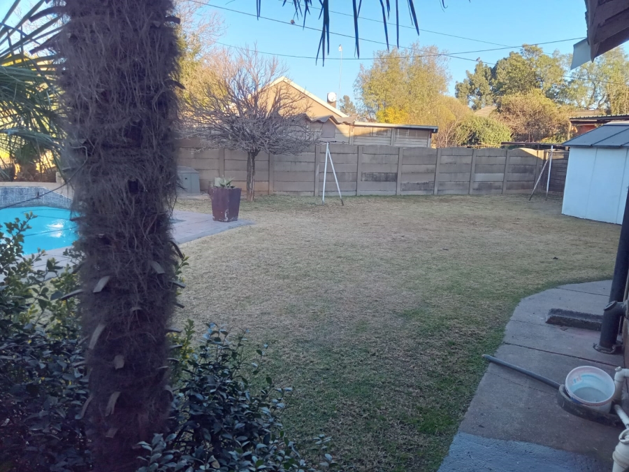 3 Bedroom Property for Sale in Kookrus Gauteng