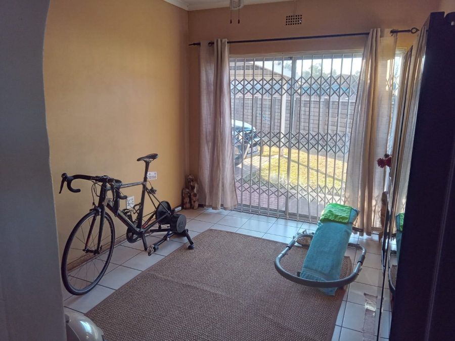 3 Bedroom Property for Sale in Kookrus Gauteng