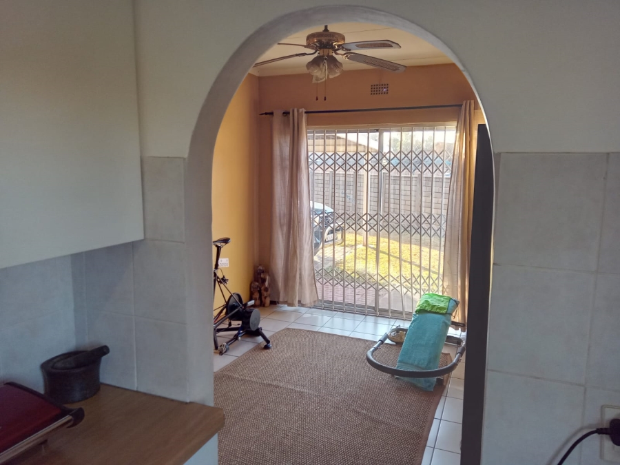 3 Bedroom Property for Sale in Kookrus Gauteng