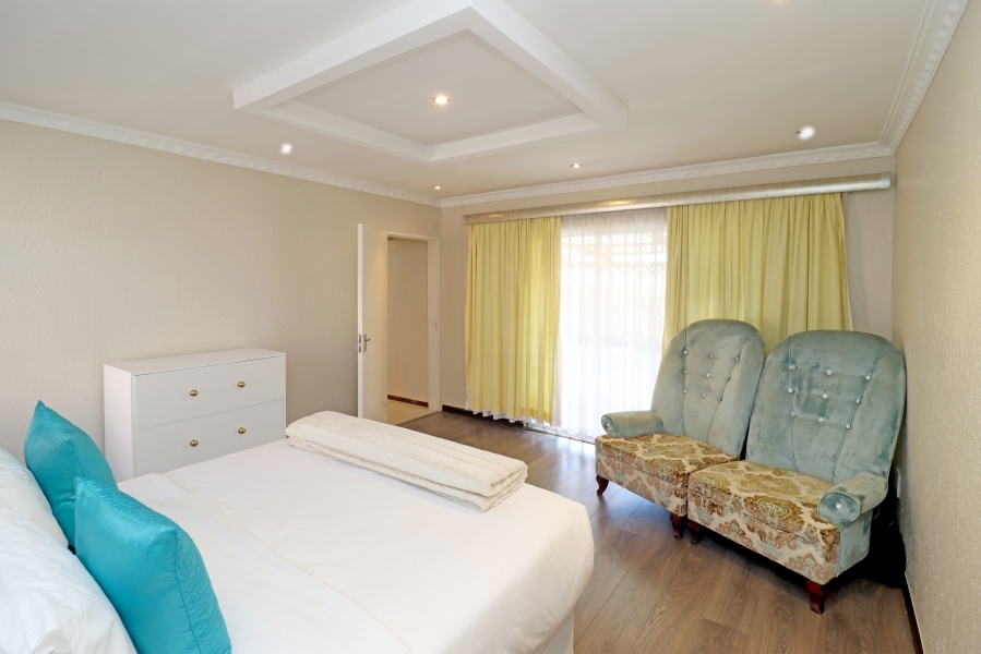 4 Bedroom Property for Sale in Broadacres Gauteng