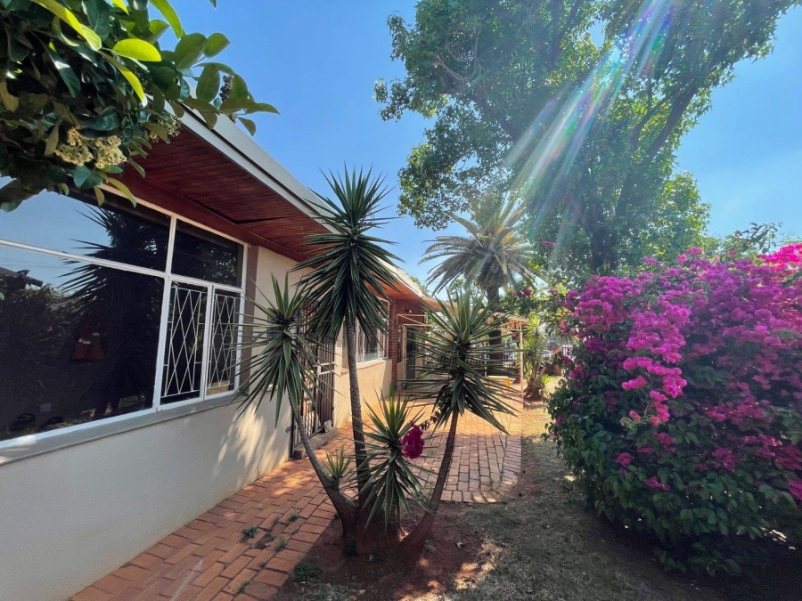 3 Bedroom Property for Sale in Monument Park Gauteng