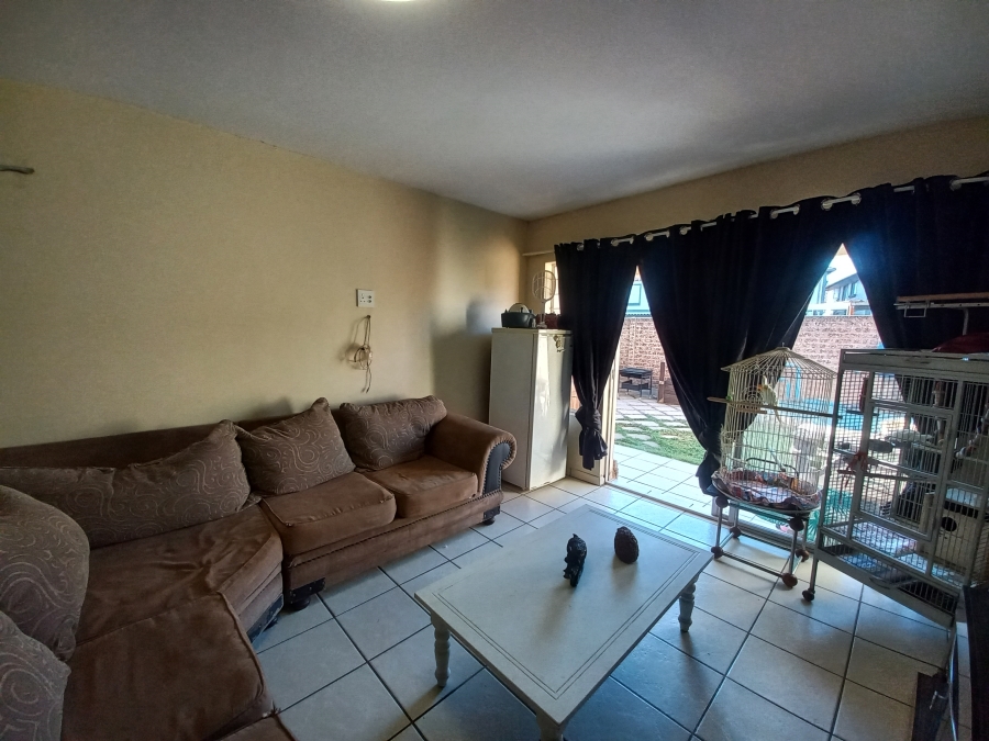 2 Bedroom Property for Sale in Parkrand Gauteng