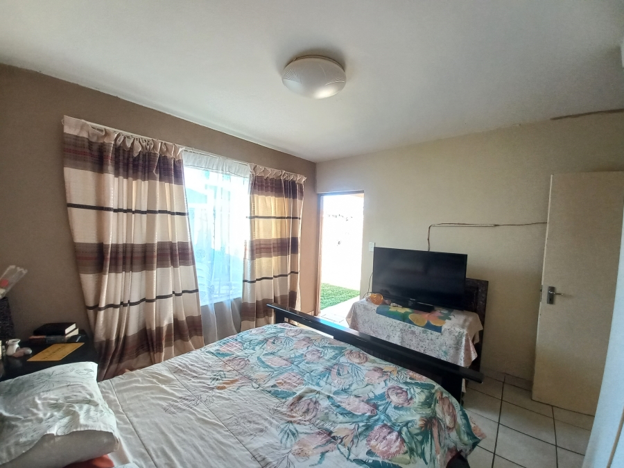 2 Bedroom Property for Sale in Parkrand Gauteng