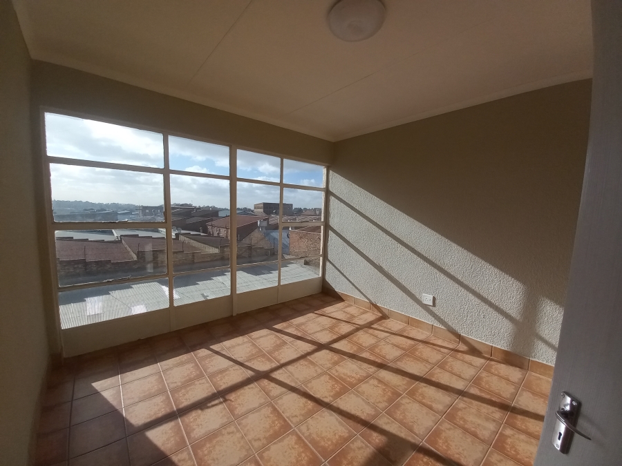 2 Bedroom Property for Sale in Benoni Central Gauteng