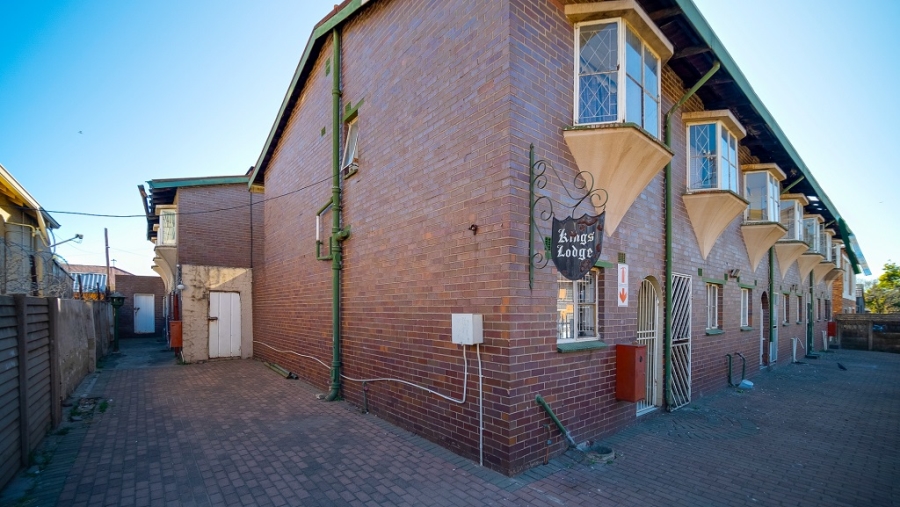 2 Bedroom Property for Sale in Germiston South Gauteng