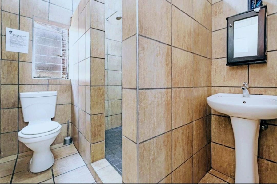 5 Bedroom Property for Sale in Brixton Gauteng