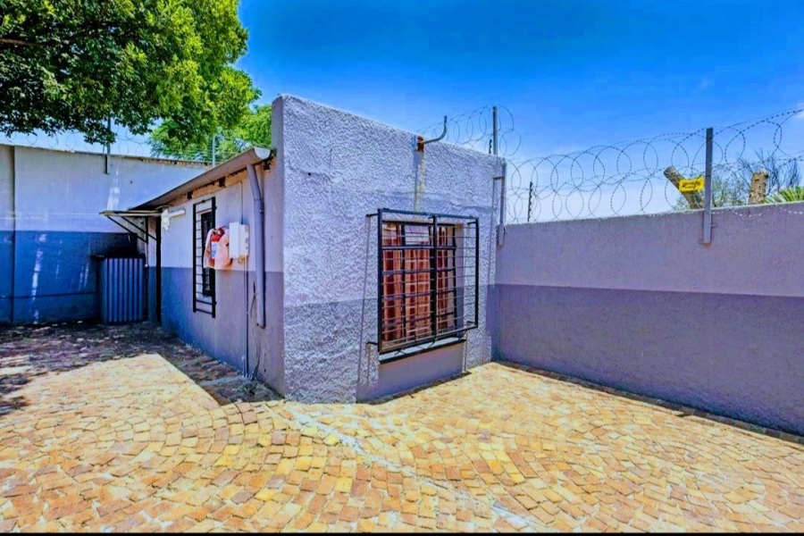5 Bedroom Property for Sale in Brixton Gauteng