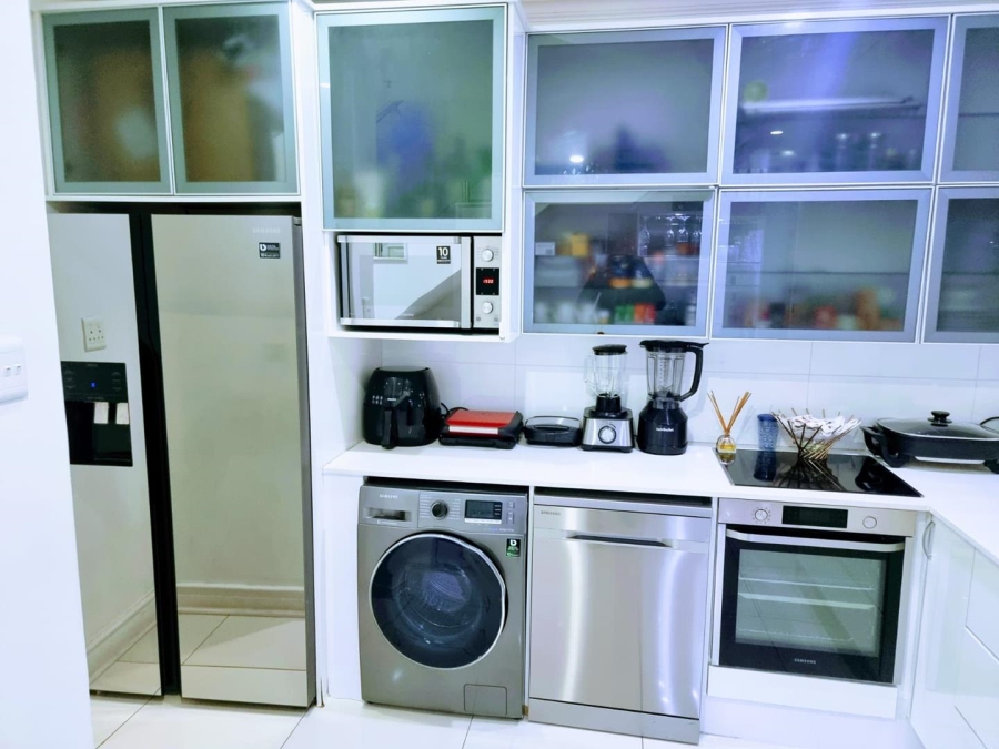 1 Bedroom Property for Sale in Sandown Gauteng