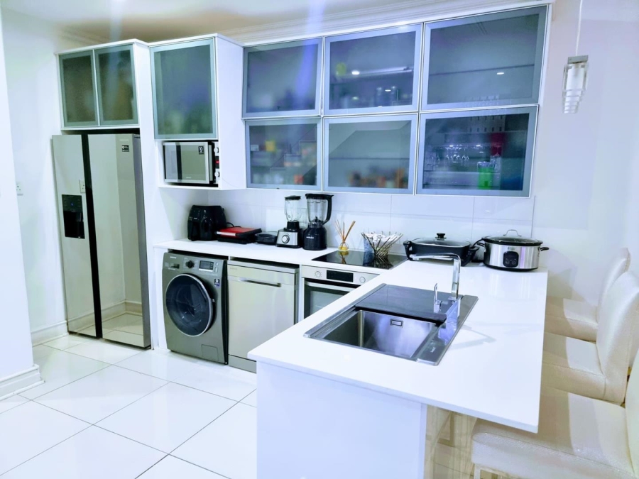 1 Bedroom Property for Sale in Sandown Gauteng