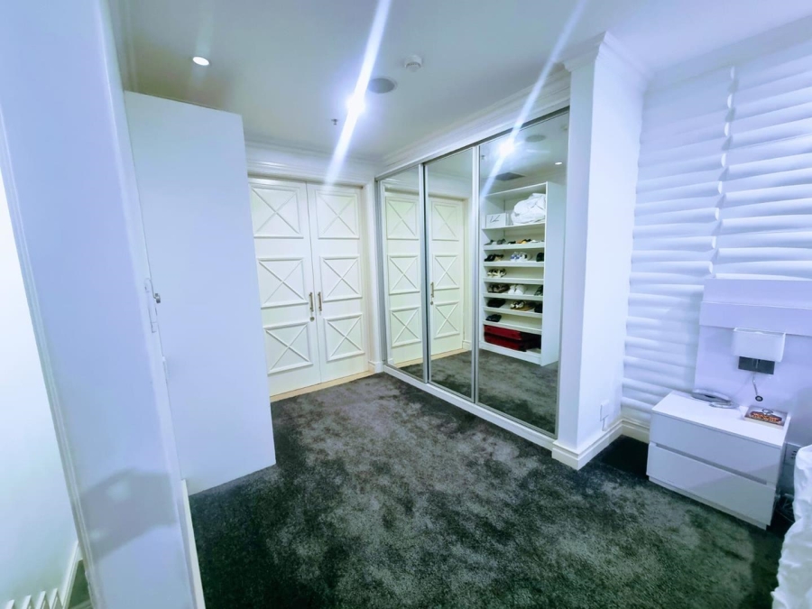 1 Bedroom Property for Sale in Sandown Gauteng