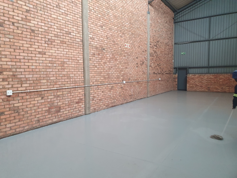 To Let Commercial Property for Rent in Randjespark Gauteng