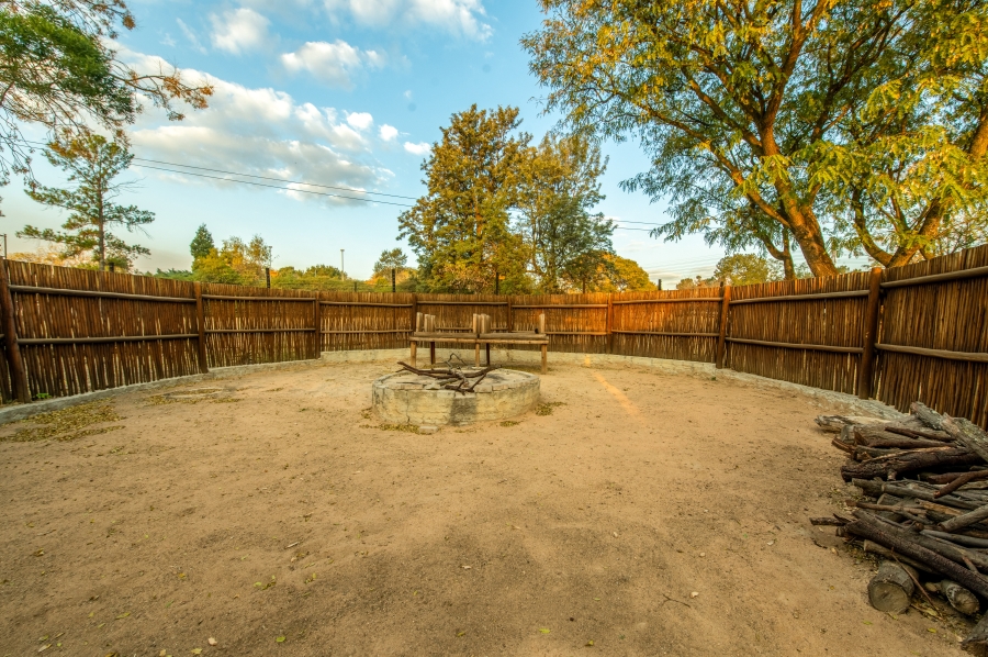 5 Bedroom Property for Sale in Kyalami Ah Gauteng