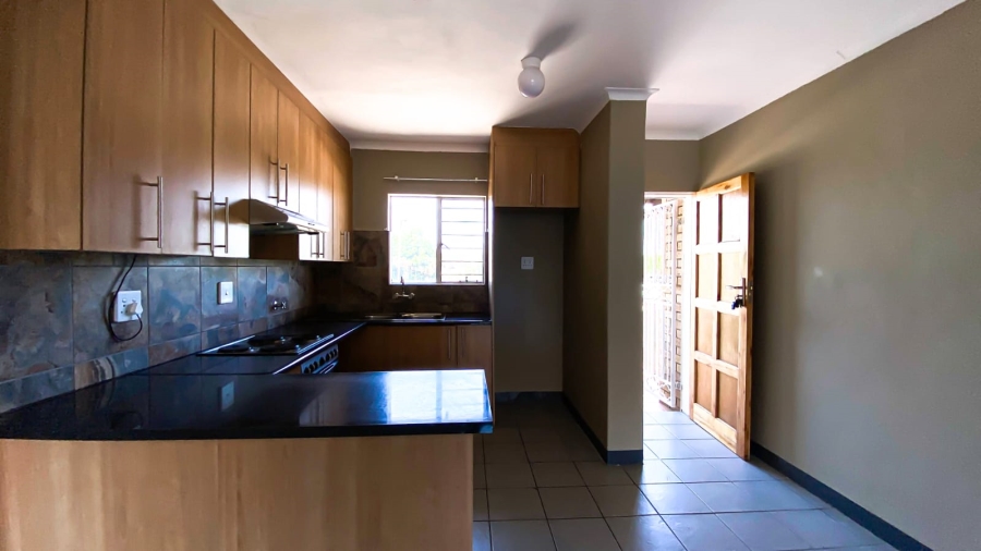2 Bedroom Property for Sale in Kenleaf Gauteng