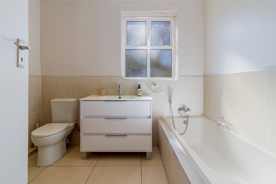 2 Bedroom Property for Sale in Craighall Park Gauteng