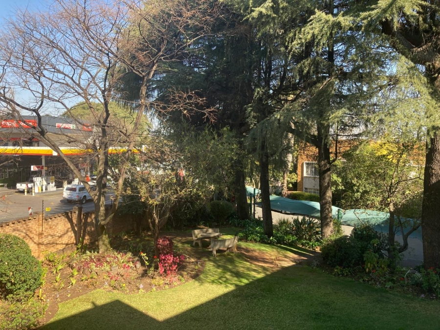 2 Bedroom Property for Sale in Craighall Park Gauteng